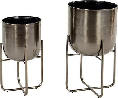 Deco 79 Metal Round Planter with Removable Stand, Set of 2 16", 13"H, Black