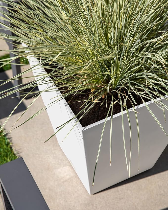 Veradek Pure Series Nobleton Plastic Planter - Large Pots for Indoor or Outdoor Porch/Patio | Durable All-Weather Use with Drainage Holes | Modern Planter Décor for Flowers, Shrubs, Trees
